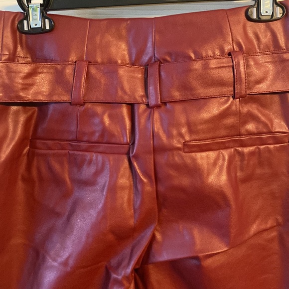 Faux leather pants. Size 2 - Picture 5 of 8